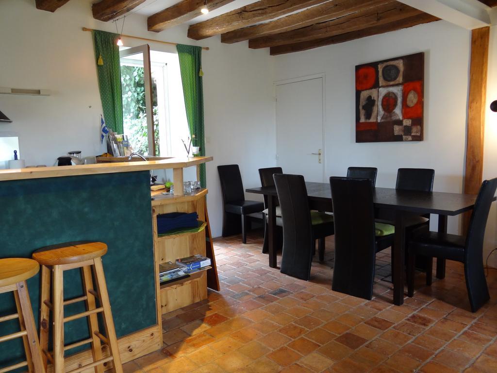 Au Moulin Geant Panzió Rochefort-sur-Loire Kültér fotó